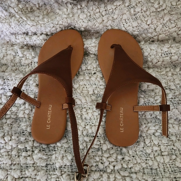 NWT tan flat thong, gladiator, adjustable strap sandals - Picture 4 of 5